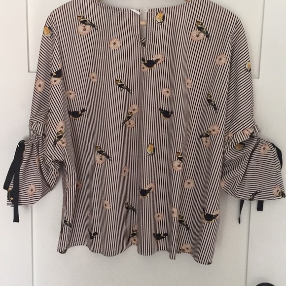BIRD/FLWR STRIPE BLOUSE - Picture 2 of 4